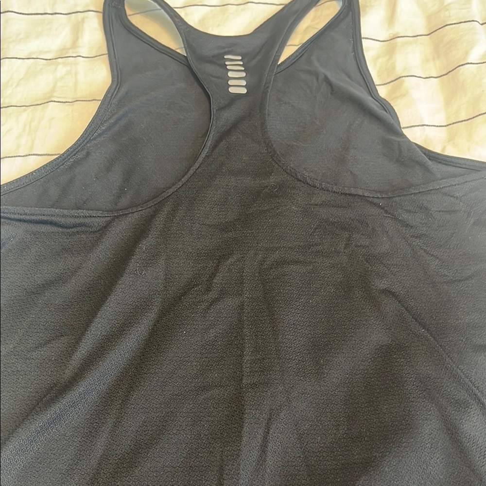 Under Armour Black Racerback Workout Tank Top - Picture 7 of 7